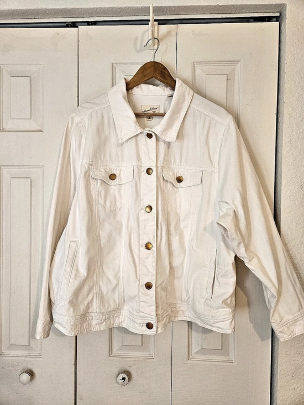 Universal Thread Women's White Jean Jacket Size 2X Like New